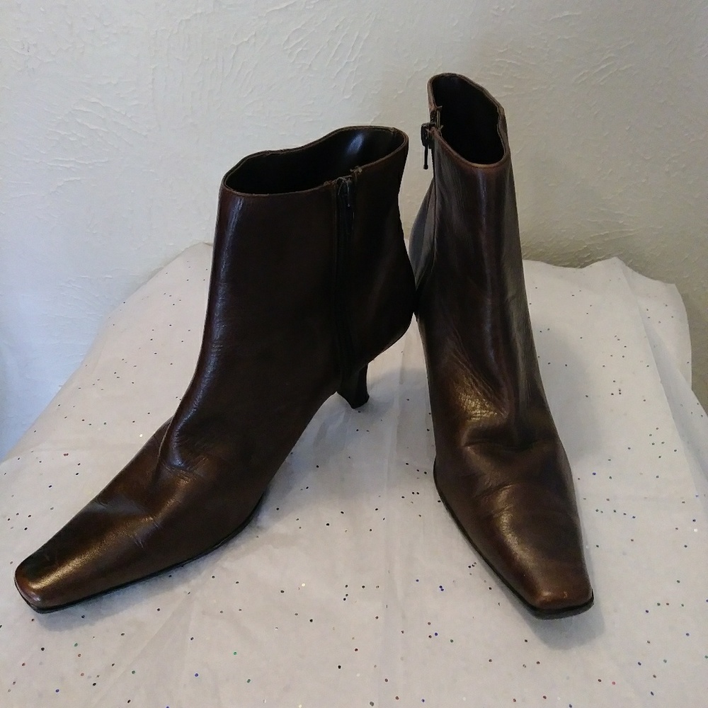 Ankle booties